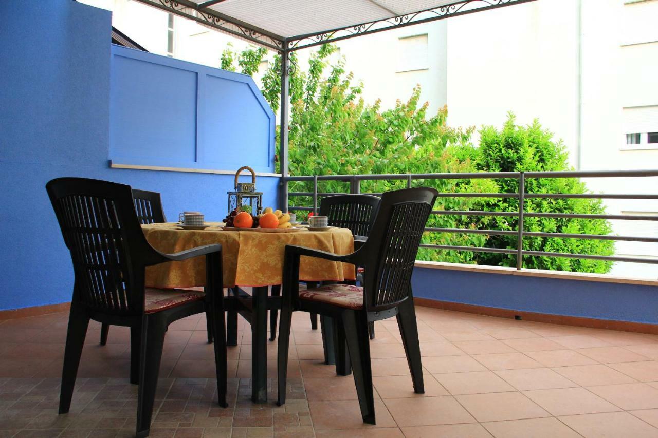 Apartments Znjan Split Exterior photo